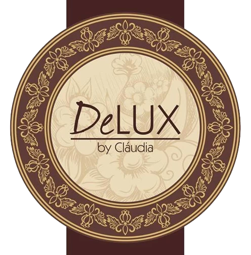Delux By Cláudia Logo